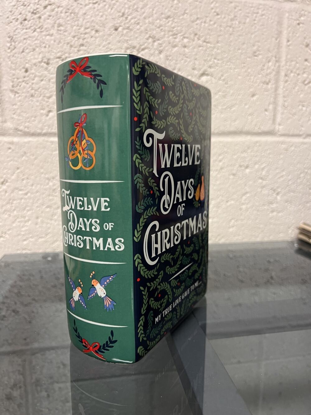 NWT Steel Mill & Co 12 Days of Christmas Ceramic Book Vase